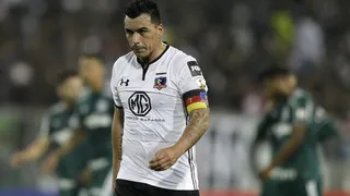 Esteban Paredes se perderá el duelo de Colo Colo con Antofagasta