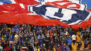 “Den la cara”: Barristas de la U expresaron con lienzos su molestia contra Azul Azul