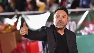 Oscar de la Hoya confirmó su regreso al boxeo para 2021
