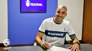 Santiago Silva firmó un acuerdo de un año con Gimnasia y Esgrima La Plata