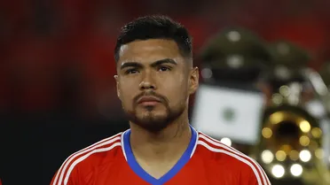 Paulo Díaz desde el arranque: El cambio de Berizzo en la oncena de Chile ante Paraguay