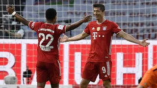 Vidal: Lewandowski es extraordinario, pero es difícil compararlo con Messi, que es de otro planeta