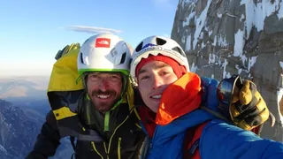 Sebastián Rojas y Rodolfo Torrens se convirtieron en los primeros chilenos en hacer cumbre en la Torre Egger