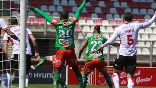 Cobresal se impuso en reñido duelo a Curicó y dio otro importante paso en la carrera por el título