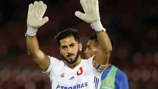 Herrera se sacó la rabia con un penal y la U recuperó la sonrisa ante Huachipato