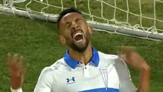 “A seguir peleando como sabes”: Marcelo Díaz apoyó a Isla por su error ante Sao Paulo