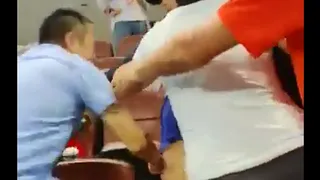 Invitado de la local Zhang Shuai se fue a los golpes con seguidor de Angelique Kerber en China