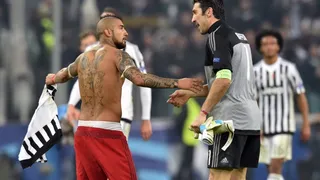 Bild contraataca: Acusó a Arturo Vidal de escaparse del hotel en Turín