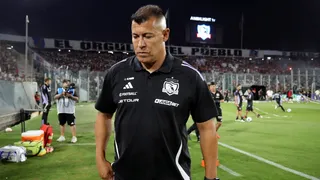 “No da para más la teleserie”: Alfredo Stöhwing exige zanjar el futuro de Jorge Almirón en Colo Colo