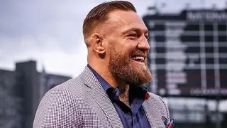 El horroroso lanzamiento ceremonial de Conor McGregor en un partido de beisbol