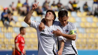 Víctor Felipe Méndez rompe su sequía con su primer gol en Colo Colo