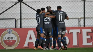U. Católica tumbó a River Plate en Uruguay y se ilusionó con los cuartos de la Sudamericana