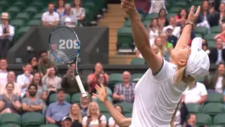 Martina Navratilova deslumbró con espectacular punto en duelo de leyendas en Wimbledon