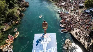 Red Bull Cliff Diving llegó a Bosnia y Herzegovina para la penúltima fecha