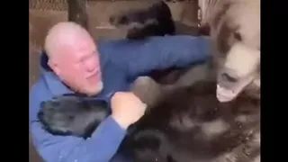 Estrella rusa de la MMA sometió a un oso de 250 kilos