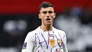 El nuevo refuerzo de la U de Chile aterrizó en Santiago y se alista para firmar