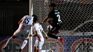 Cobresal recortó distancia ante Colo Colo con el descuento de Brayan Hurtado