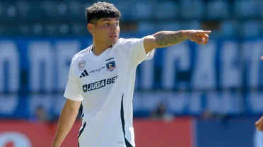 Atención Colo Colo: Vélez sigue apuntando al retorno de Claudio Aquino