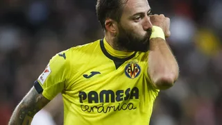 El VAR arruinó el festejo de Ben Brereton en el reñido encuentro de Villarreal y Sevilla