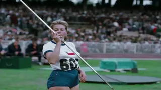 Diputada Erika Olivera propuso dedicar el Premio Nacional del Deporte a Marlene Ahrens Ostertag