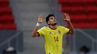 Colombia lo empató ante Argentina con un golazo de Luis Fernando Díaz