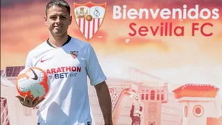Sevilla oficializó el fichaje de “Chicharito”: Vengo a sacar lo mejor de mí