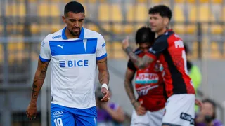 U. Católica reacciona a tiempo y vence a Deportes Limache en el Campeonato Nacional 2025