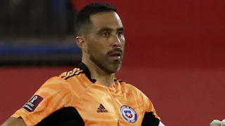 Claudio Bravo: Para estar en una selección, el nivel te tiene que llevar ahí