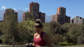 Isidora Jiménez sacó suspiros al salir a entrenar en Santiago