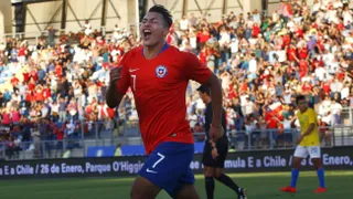 Bernardo Redín entregó la nómina de la Roja sub 23 para enfrentar a Brasil