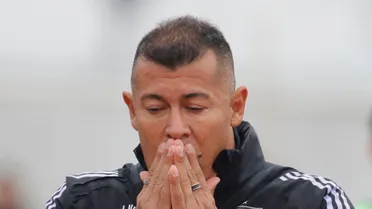 Tensión máxima en Colo Colo: Garra Blanca amenaza a Almirón