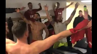 Club inglés se hizo viral por su apasionada interpretación de un tema de Adele en camarines