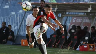 Felipe Flores no se va a Perú y renovó en Deportes Antofagasta