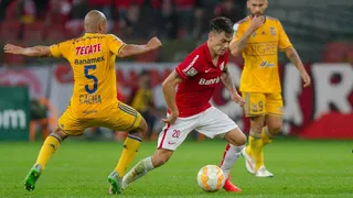 Inter de Porto Alegre inscribió a Charles Aránguiz para la Copa Libertadores