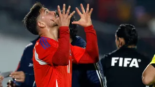 Con un pie afuera: Felipe Loyola está prácticamente descartado en la selección chilena para Copa América