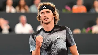 Zverev derrotó a Djere para ganar por primera vez el ATP 500 de su natal Hamburgo
