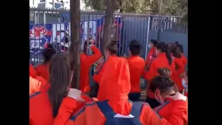Jugadoras de la U recibieron arengazo antes del clásico con la UC