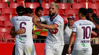 Melipilla derribó a Barnechea y se metió en la parte alta de la Primera B