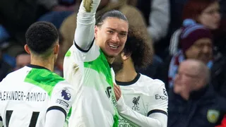 Darwin Núñez puso fin a su sequía goleadora al marcar en victoria de Liverpool sobre Burnley