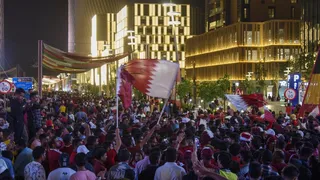 Los hinchas llenan las calles de Doha y palpitan la previa del Mundial de Qatar 2022