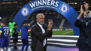 Magnate suizo está interesado en comprarle Chelsea a Roman Abramovich