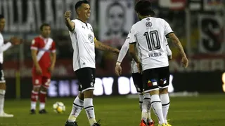Valdivia puso la magia y Paredes con Barrios los goles: Revive el triunfo de Colo Colo ante Curicó