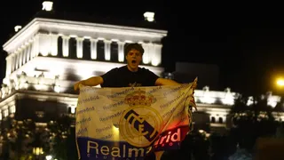 Miles de hinchas celebraron en la Plaza de Cibeles la Champions de Real Madrid