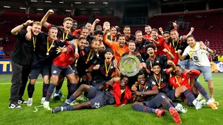 PSV se quedó con la Supercopa de Países Bajos tras una “guerra de goles” ante Ajax