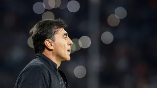 Colo Colo oficializó el adiós de Quinteros y aseguró: “Ya estamos buscando nuevo técnico”