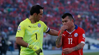 Claudio Bravo y Gary Medel aparecieron en el informe Big Data que entregó Interior a la Fiscalia