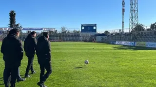 ¿Por qué Santa Cruz no jugará con Colo Colo en su estadio por Copa Chile a pesar que no habrá hinchada visitante?