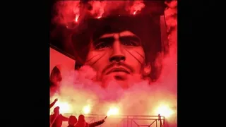 La emocionante inauguración de un mural de Diego Armando Maradona en Italia