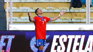 Conmebol destacó récord de Alexis Sánchez, “historia viva” y “leyenda” de La Roja