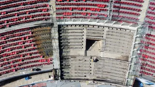 Así quedó la galería norte y la pista de recortán del Nacional tras incidentes en la Supercopa